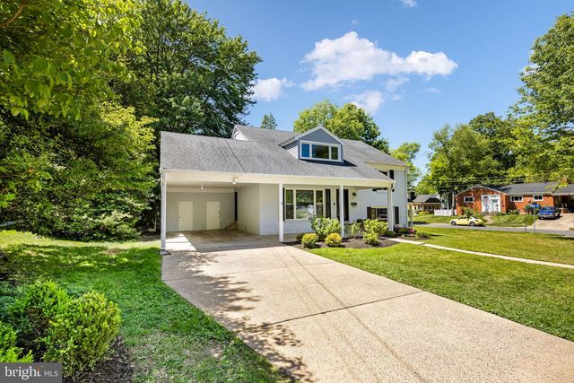 6211 COLMAC DR, Falls Church, VA 22044