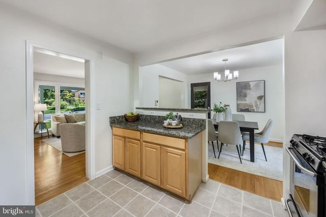 6211 COLMAC DR, Falls Church, VA 22044