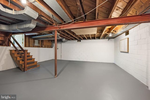 6211 COLMAC DR, Falls Church, VA 22044