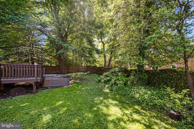 6211 COLMAC DR, Falls Church, VA 22044
