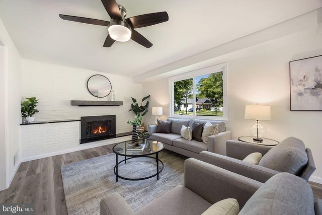 6211 COLMAC DR, Falls Church, VA 22044