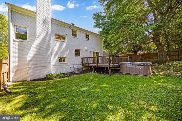 6211 COLMAC DR, Falls Church, VA 22044