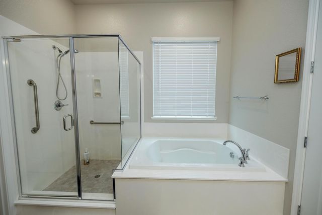 2911 Zinnia Way, Lodi, CA 95242