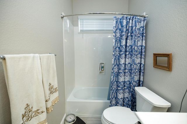 2911 Zinnia Way, Lodi, CA 95242