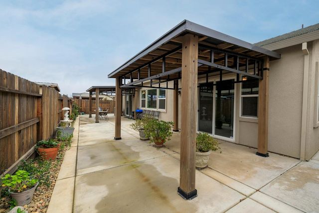 2911 Zinnia Way, Lodi, CA 95242