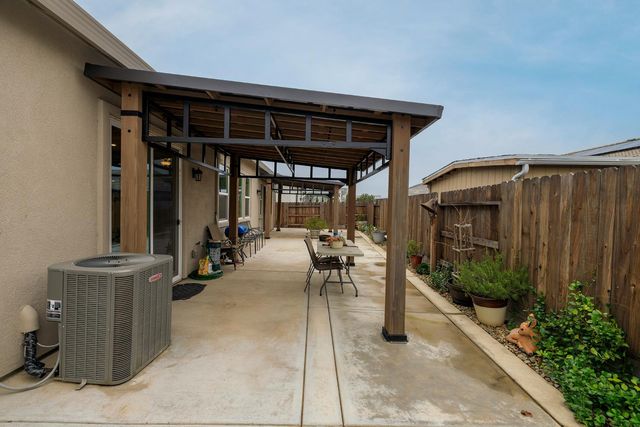 2911 Zinnia Way, Lodi, CA 95242