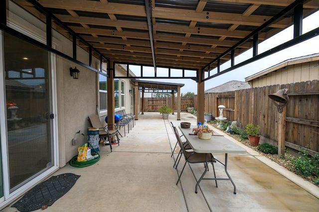 2911 Zinnia Way, Lodi, CA 95242