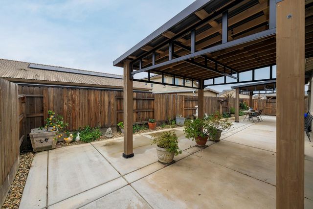 2911 Zinnia Way, Lodi, CA 95242