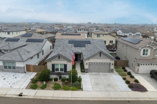 2911 Zinnia Way, Lodi, CA 95242