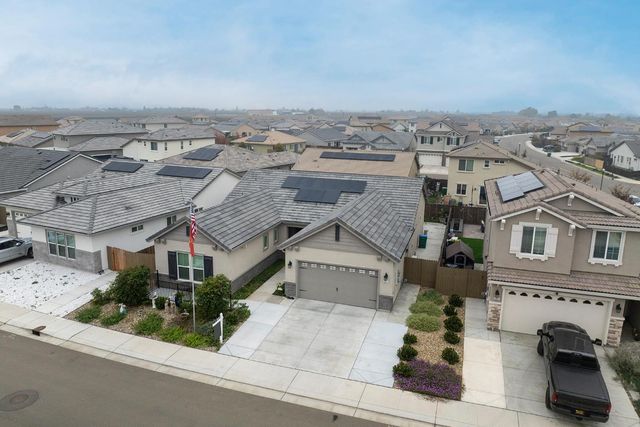 2911 Zinnia Way, Lodi, CA 95242