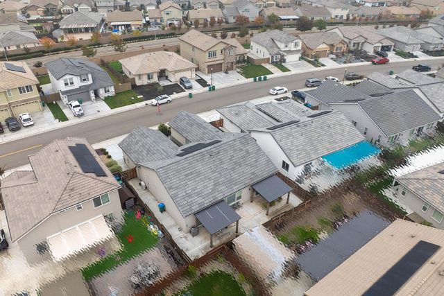 2911 Zinnia Way, Lodi, CA 95242