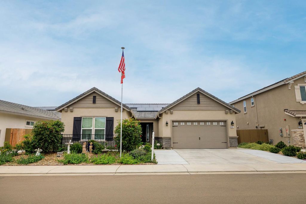 2911 Zinnia Way, Lodi, CA 95242