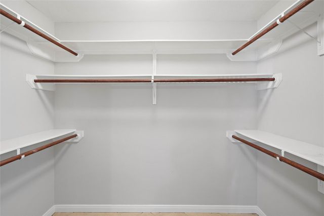 230 W 27th Street 2, Houston, TX 77008