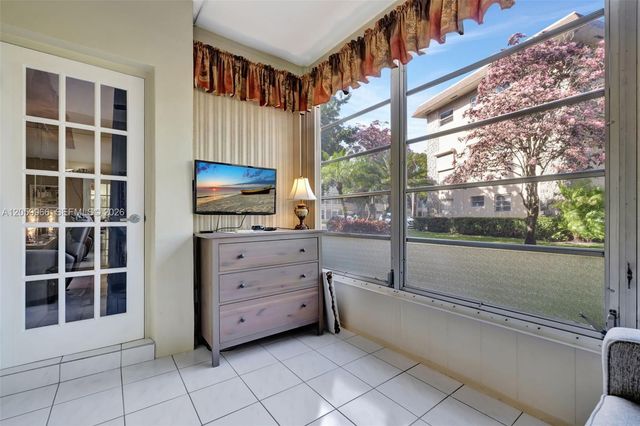 3431 NW 50th Ave 113, Lauderdale Lakes, FL 33319