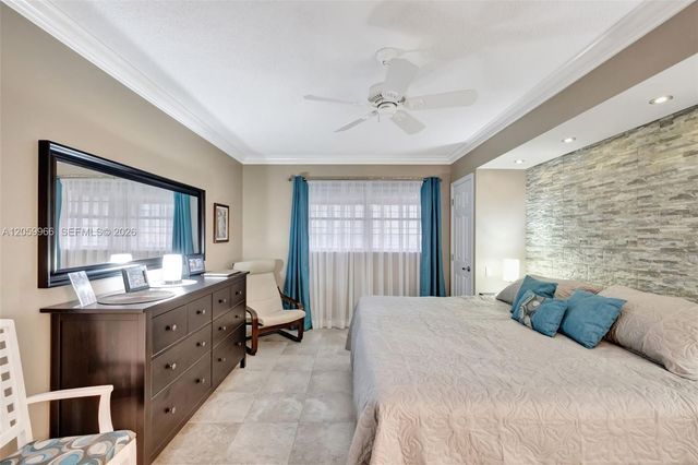 3431 NW 50th Ave 113, Lauderdale Lakes, FL 33319