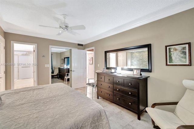 3431 NW 50th Ave 113, Lauderdale Lakes, FL 33319