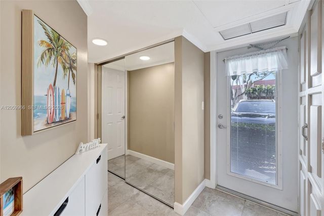 3431 NW 50th Ave 113, Lauderdale Lakes, FL 33319