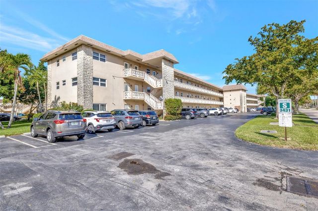 3431 NW 50th Ave 113, Lauderdale Lakes, FL 33319