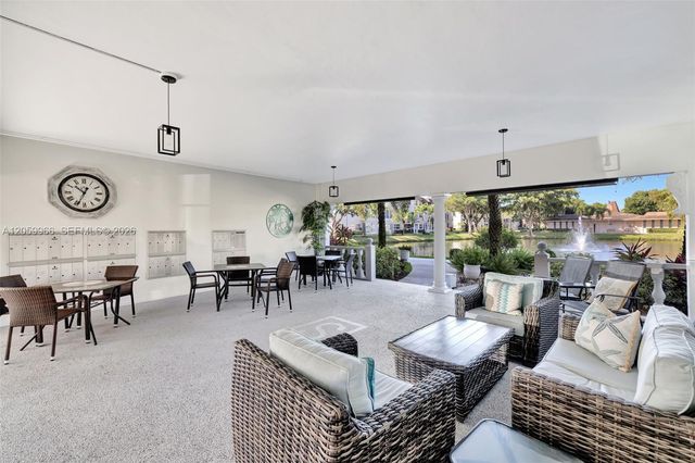 3431 NW 50th Ave 113, Lauderdale Lakes, FL 33319