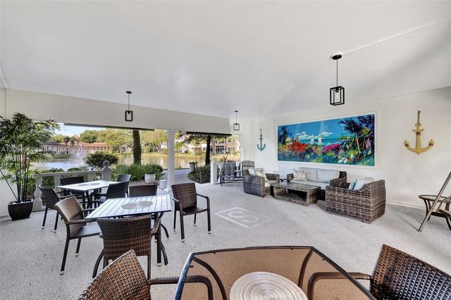 3431 NW 50th Ave 113, Lauderdale Lakes, FL 33319