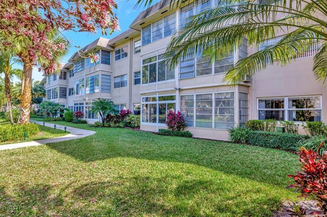 3431 NW 50th Ave 113, Lauderdale Lakes, FL 33319