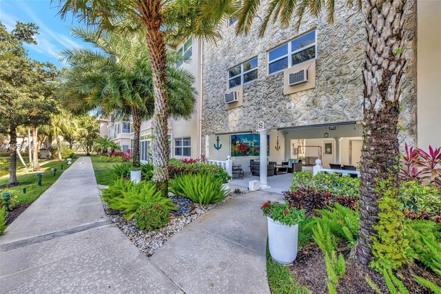 3431 NW 50th Ave 113, Lauderdale Lakes, FL 33319