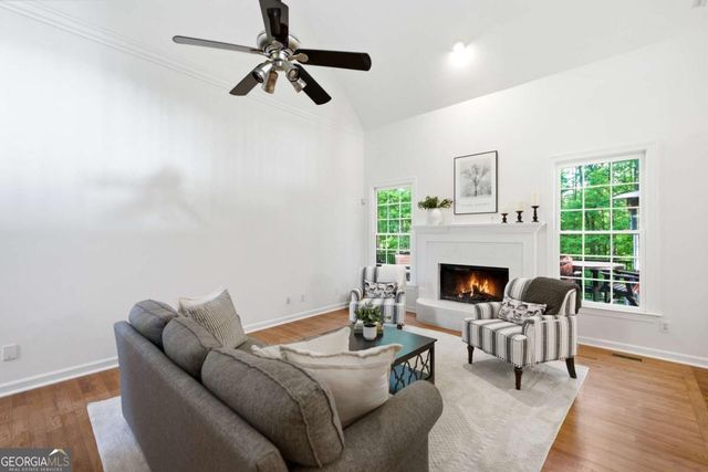 130 Providence Oaks Circle, Alpharetta, GA 30009