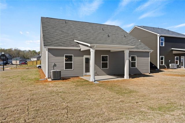 629 Silver Fir Street, Piedmont, SC 29673