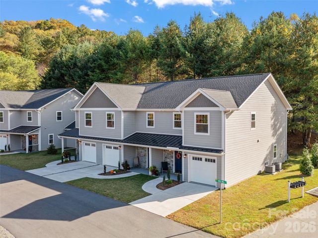 100 Red Twig Lane 103, Burnsville, NC 28714
