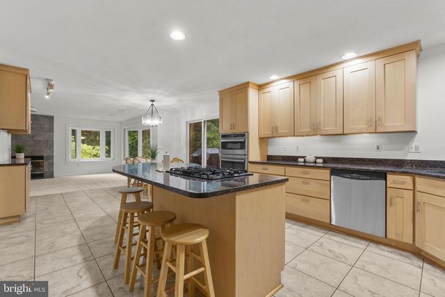 6908 ANNABEL CT, Columbia, MD 21044