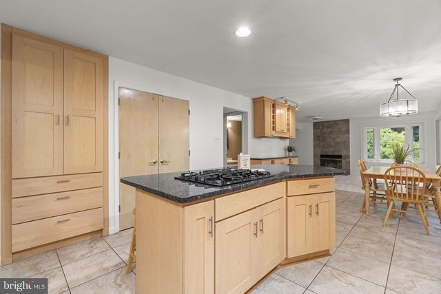 6908 ANNABEL CT, Columbia, MD 21044
