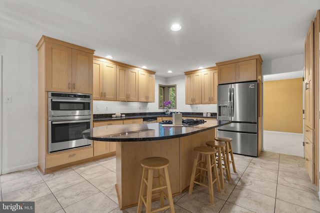 6908 ANNABEL CT, Columbia, MD 21044
