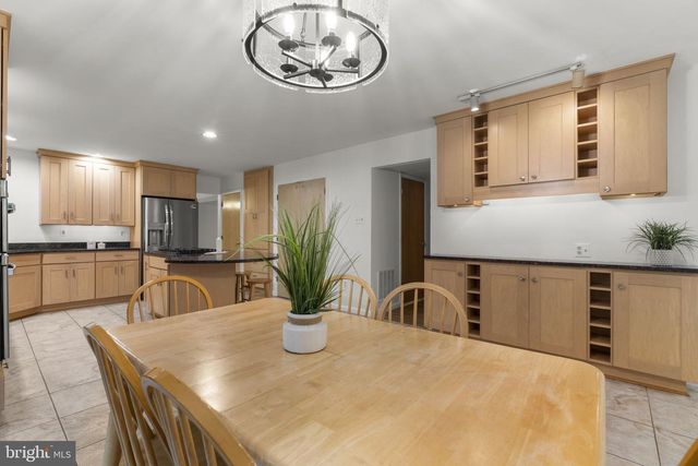 6908 ANNABEL CT, Columbia, MD 21044