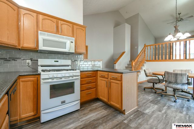 1636 Blackhawk Drive, Lincoln, NE 68521