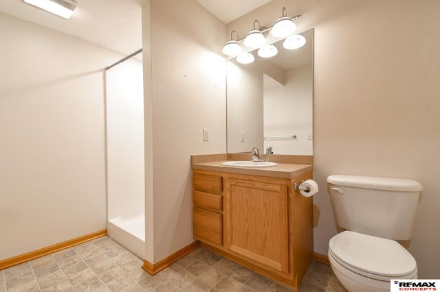 1636 Blackhawk Drive, Lincoln, NE 68521