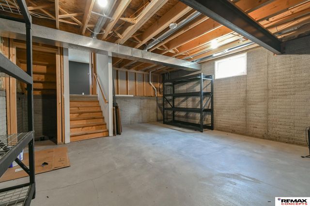 1636 Blackhawk Drive, Lincoln, NE 68521