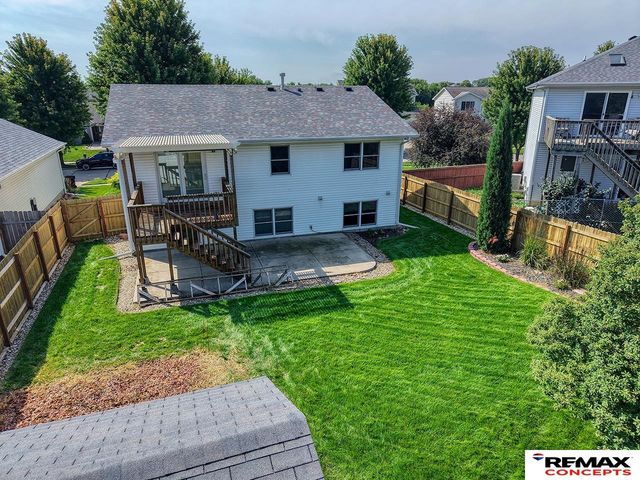 1636 Blackhawk Drive, Lincoln, NE 68521