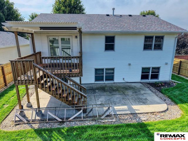 1636 Blackhawk Drive, Lincoln, NE 68521
