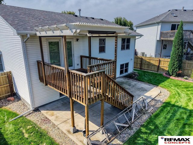 1636 Blackhawk Drive, Lincoln, NE 68521