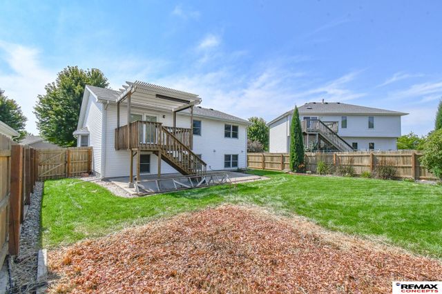 1636 Blackhawk Drive, Lincoln, NE 68521