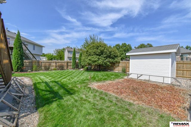 1636 Blackhawk Drive, Lincoln, NE 68521