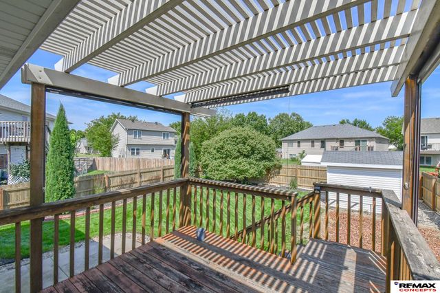 1636 Blackhawk Drive, Lincoln, NE 68521
