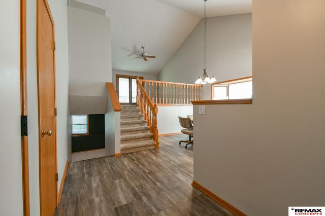 1636 Blackhawk Drive, Lincoln, NE 68521