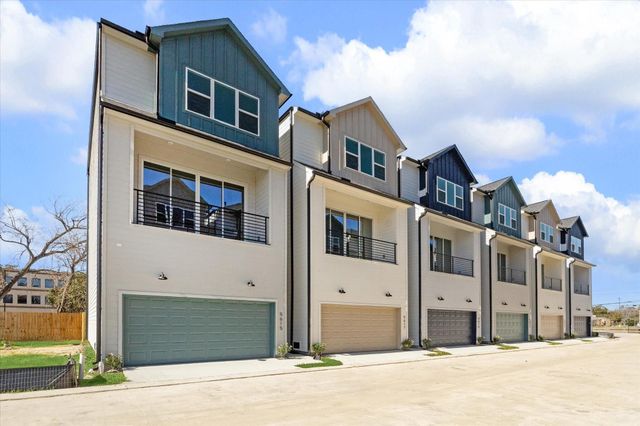5628 Camino Encantado Drive, Houston, TX 77091