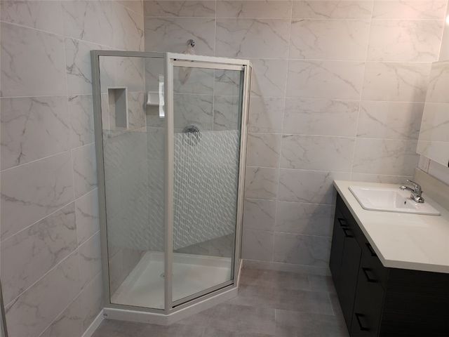 6550 Balboa, Van Nuys (los Angeles), CA 91406