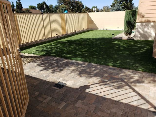 6550 Balboa, Van Nuys (los Angeles), CA 91406