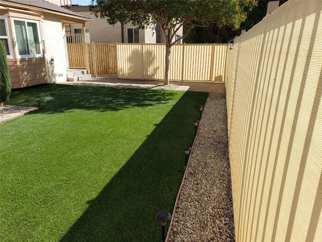 6550 Balboa, Van Nuys (los Angeles), CA 91406