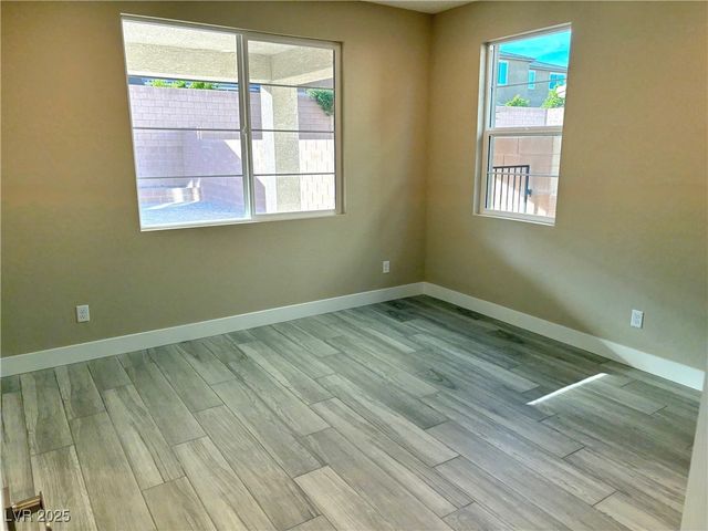 8775 Spencer Garrett Street, Las Vegas, NV 89113