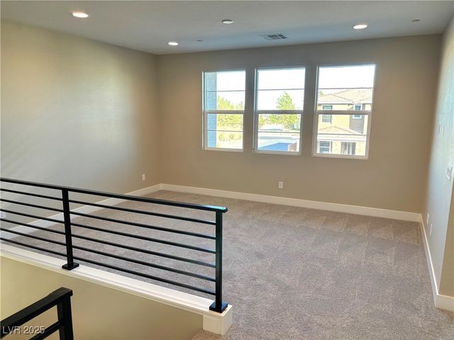 8775 Spencer Garrett Street, Las Vegas, NV 89113