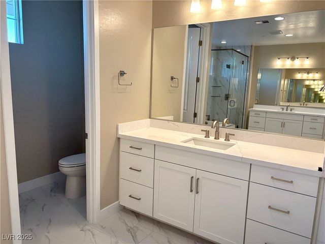 8775 Spencer Garrett Street, Las Vegas, NV 89113